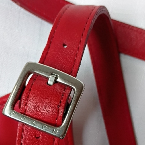 Coach Vintage Red Leather Crossbody Bag - Picture 4 of 12